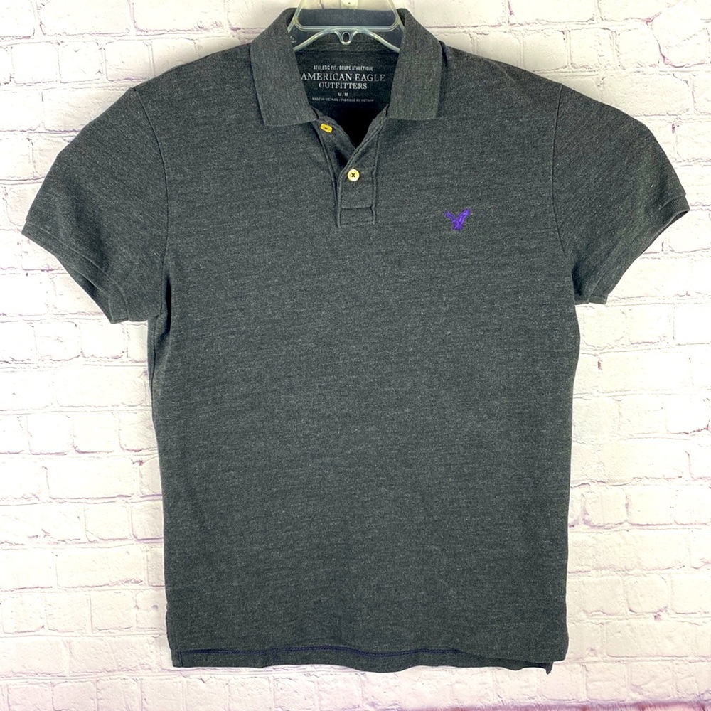 American Eagle Outfitters Men's Gray Short Sleeve Polo. Size: Medium.